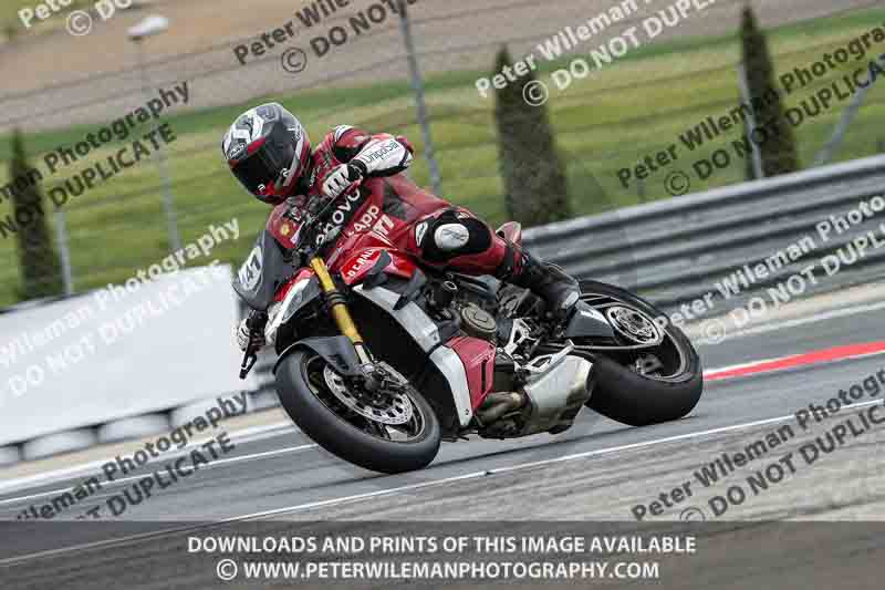 cadwell no limits trackday;cadwell park;cadwell park photographs;cadwell trackday photographs;enduro digital images;event digital images;eventdigitalimages;navarra;no limits trackdays;peter wileman photography;racing digital images;trackday digital images;trackday photos